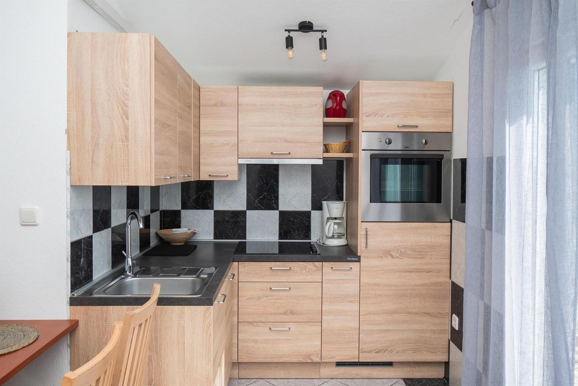 פרימוסטן Apartments Polly מראה חיצוני תמונה